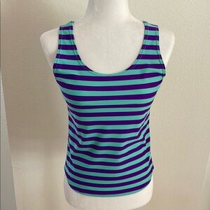 Xhilaration Green Fitted Sleeveless Tank Top